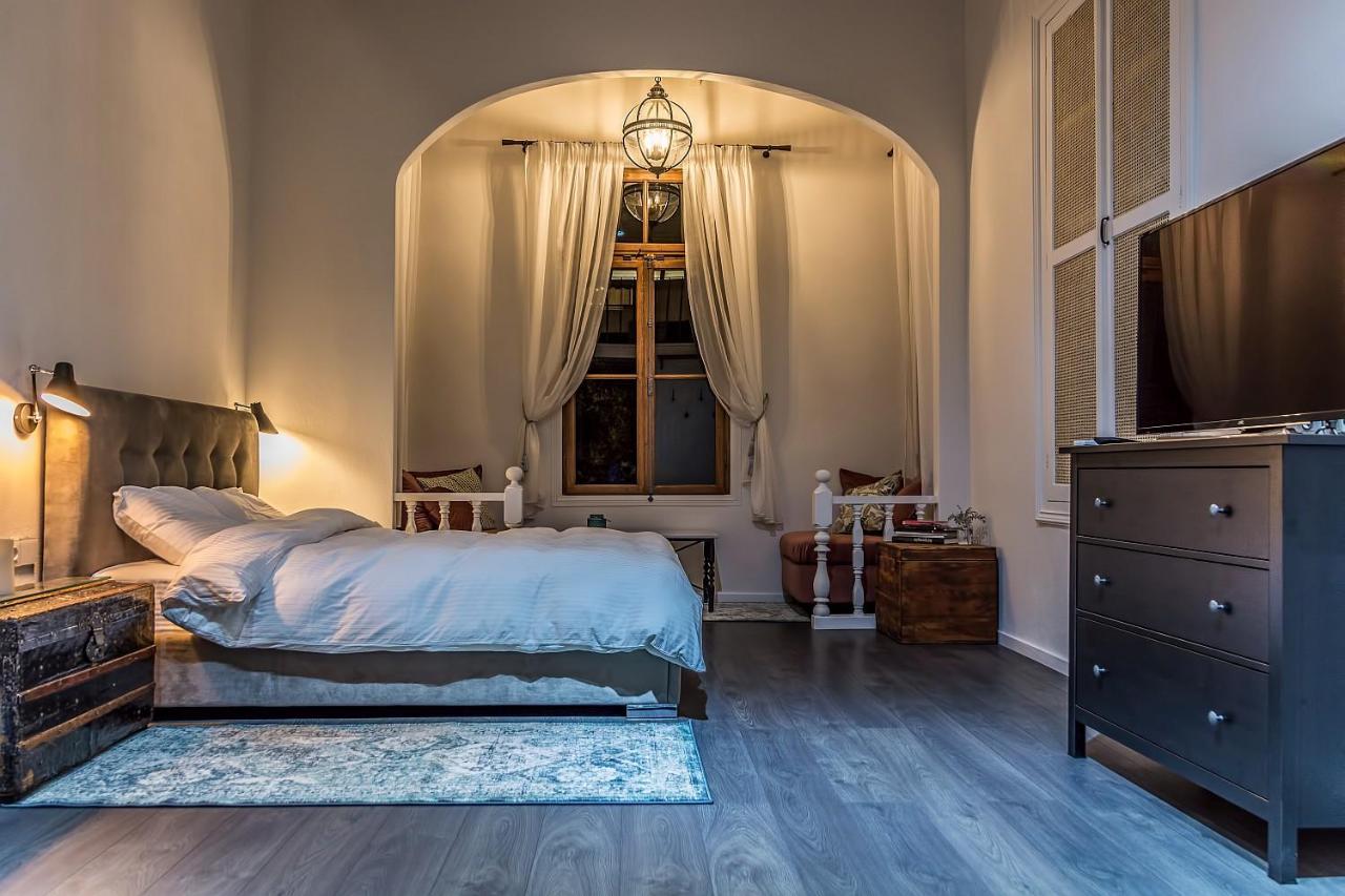 Pomegranate Suites Кавала Экстерьер фото