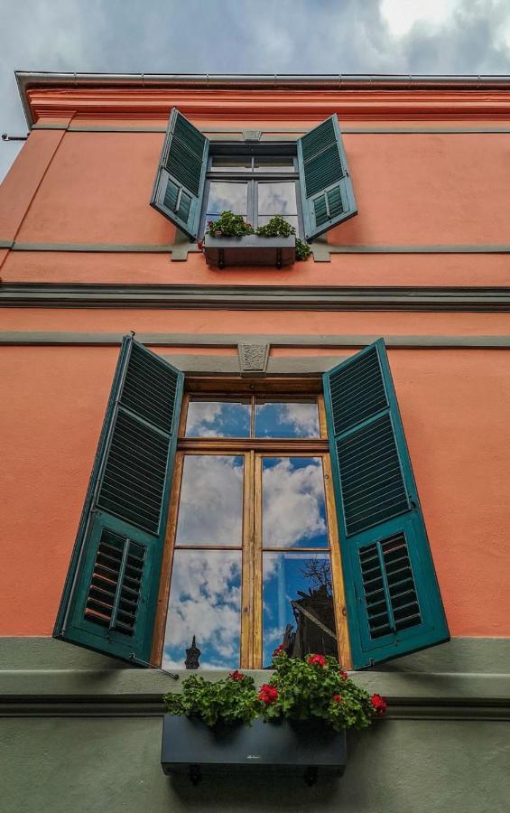 Pomegranate Suites Кавала Экстерьер фото