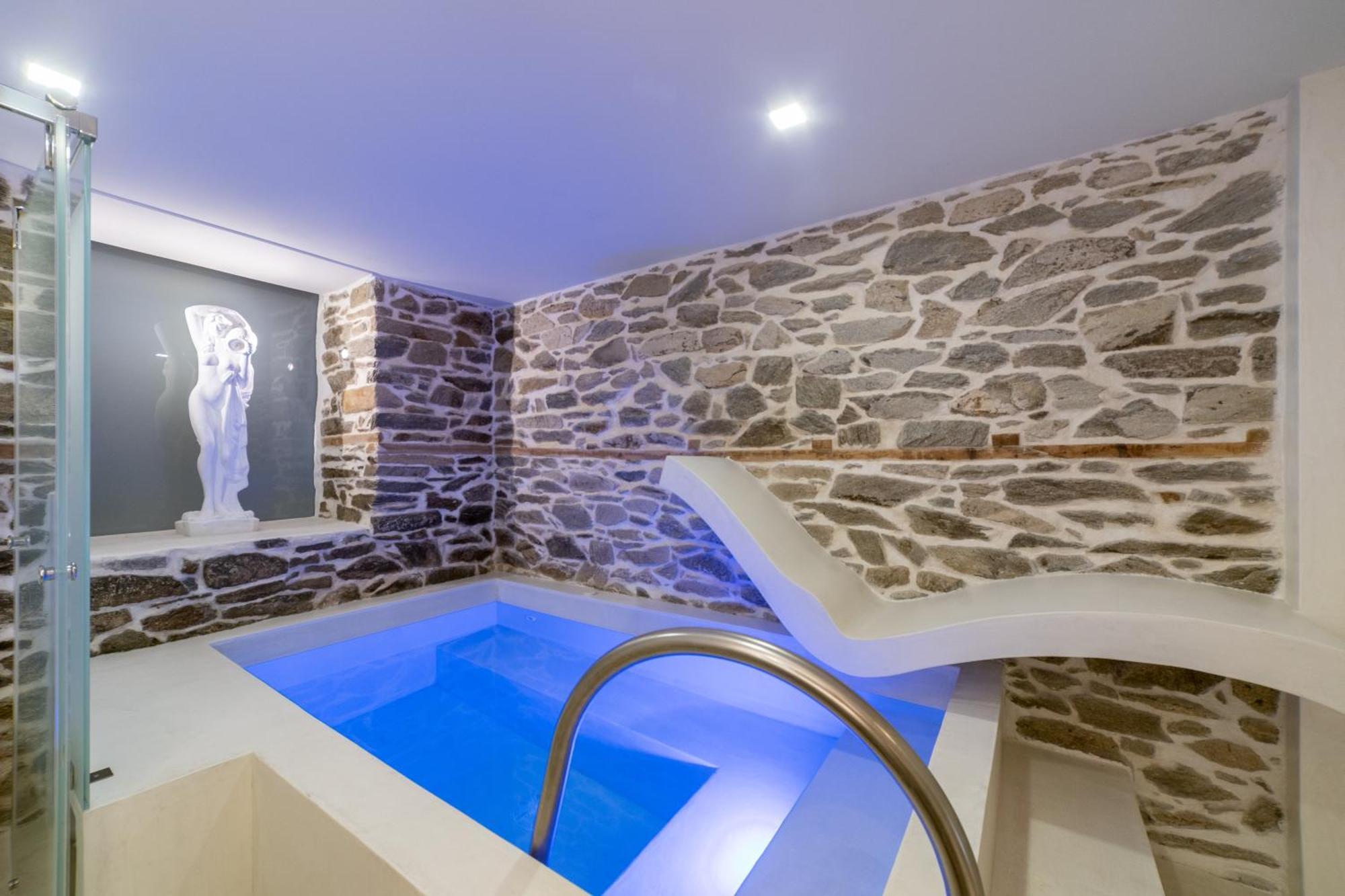 Pomegranate Suites Кавала Экстерьер фото