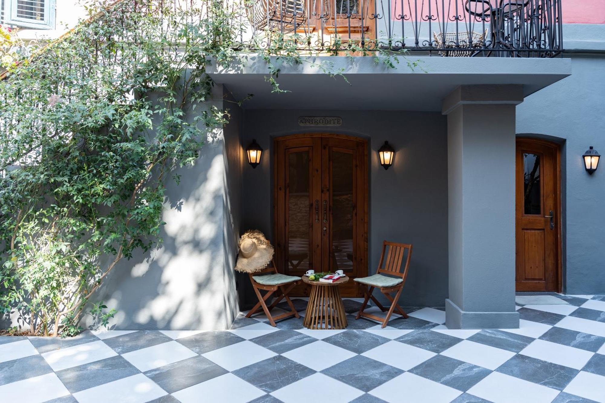Pomegranate Suites Кавала Экстерьер фото
